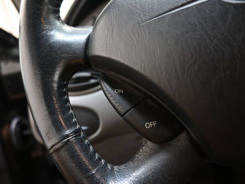 Used 2003 Ford Focus ZX5 Hatchback FWD image 20