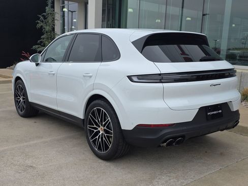 New 2026 Porsche Cayenne AWD/4WD image 3