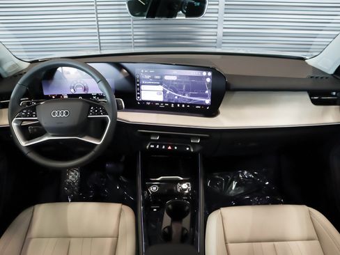 New 2026 Audi Q3 quattro 2.0T AWD/4WD image 10