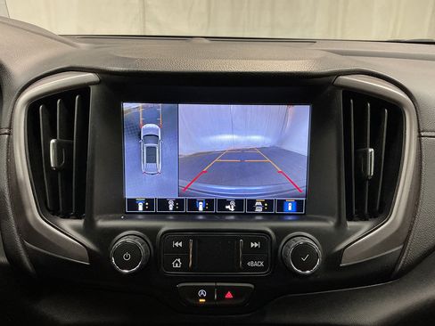 Used 2024 GMC Terrain AT4 w/ LPO, 'HIT The Road' Package AWD/4WD image 15