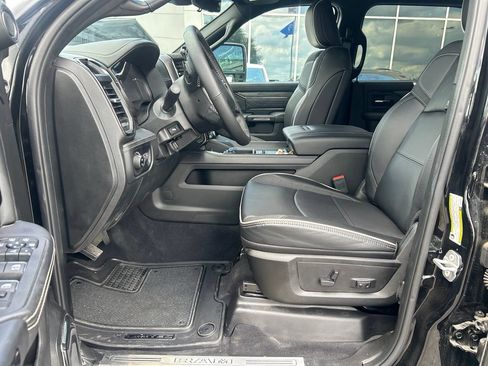 Used 2025 RAM 2500 Limited RWD image 11