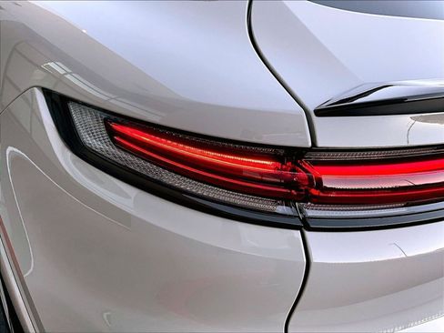 Certified 2026 Porsche Cayenne Turbo image 20