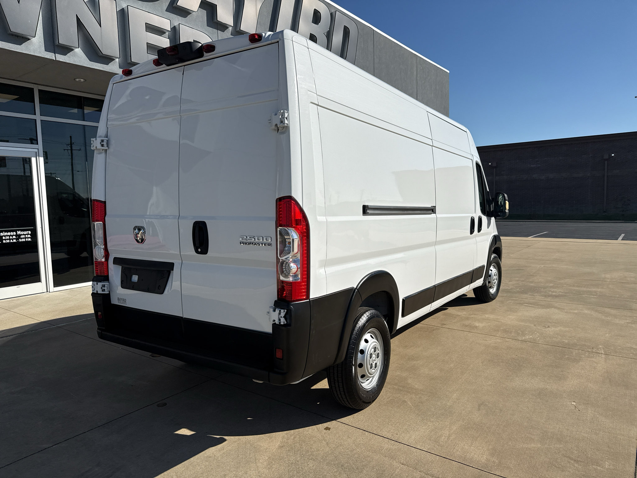 Used 2023 RAM ProMaster 2500 FWD image 7