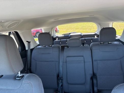 Certified 2025 Ford Explorer Active image 26