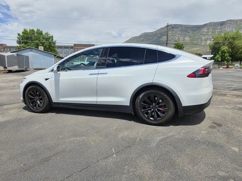 Used 2020 Tesla Model X Long Range AWD/4WD image 6