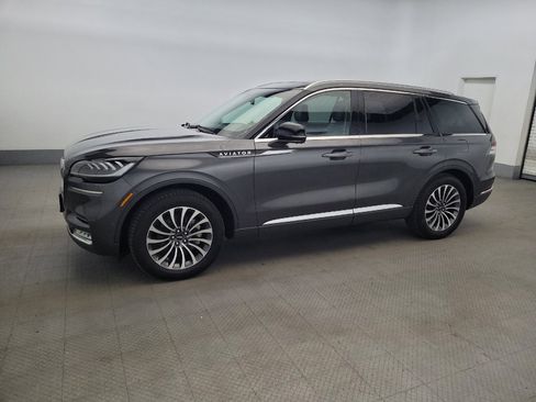 Used 2020 Lincoln Aviator Reserve w/ Equipment Group 201A AWD/4WD image 2