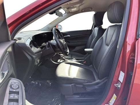 Used 2024 Buick Encore GX Sport Touring AWD/4WD image 12