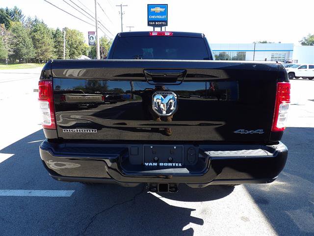 Used 2024 RAM 2500 Big Horn w/ Sport Appearance Package AWD/4WD image 4