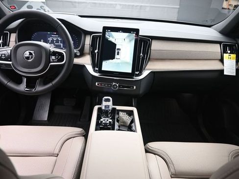 New 2026 Volvo XC90 B6 Ultra w/ Protection Package Premier image 9