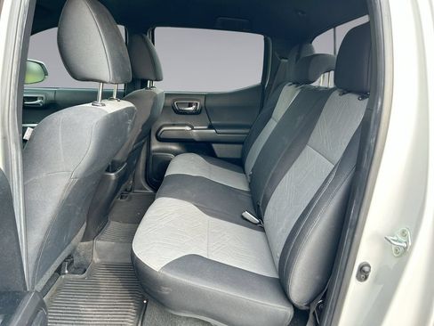 Used 2022 Toyota Tacoma TRD Sport RWD image 30