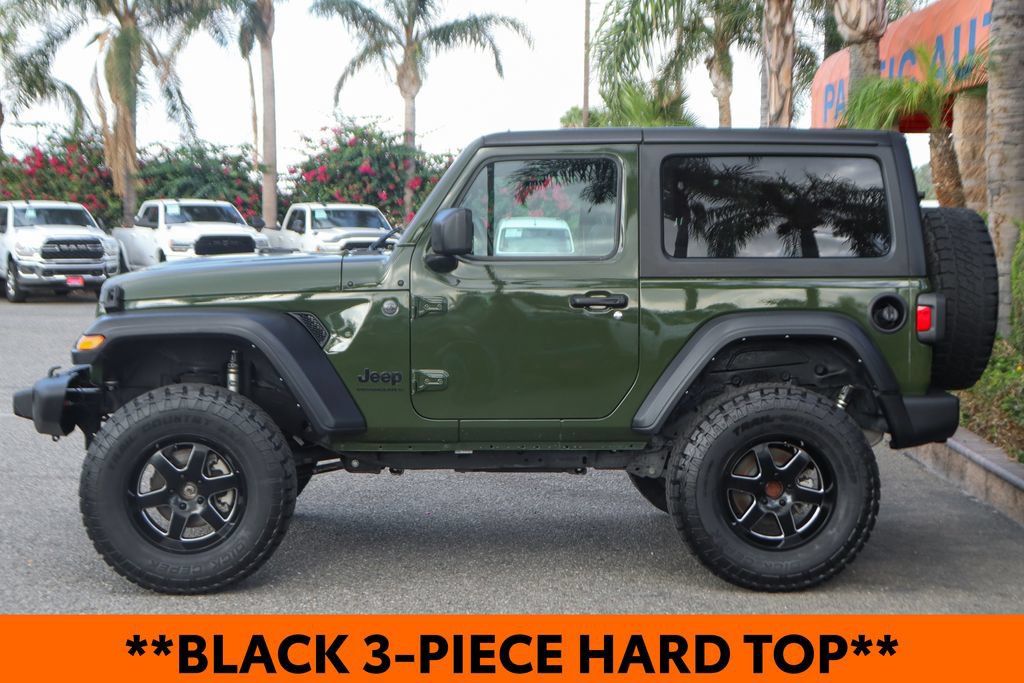 Used 2024 Jeep Wrangler Sport AWD/4WD image 5