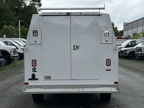 New 2026 Ford E-350 and Econoline 350 Super Duty w/ Power Equipment Group RWD image 4