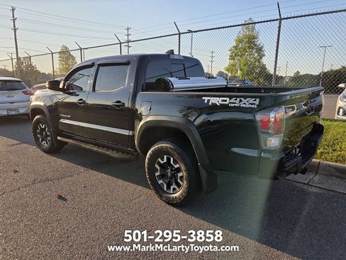 Used 2023 Toyota Tacoma TRD Off-Road w/ Technology Package AWD/4WD image 6
