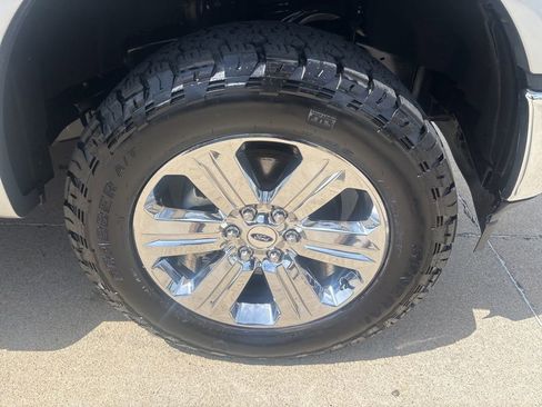 Used 2020 Ford F150 Lariat AWD/4WD image 5