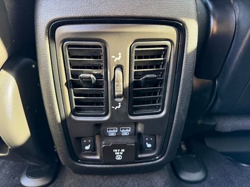 Used 2022 Dodge Durango GT image 22