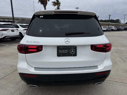 Used 2026 Mercedes-Benz GLB 250 image 6