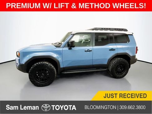 Used 2025 Toyota Land Cruiser image 4