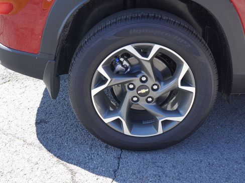 New 2026 Chevrolet Trax LT FWD image 12