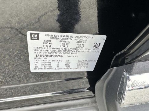 Used 2023 Buick Envision Essence image 30