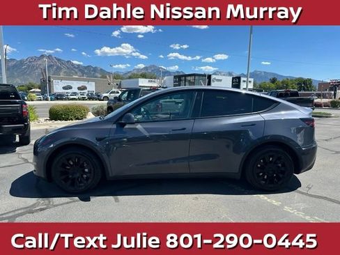 Used 2023 Tesla Model Y Long Range AWD/4WD image 7