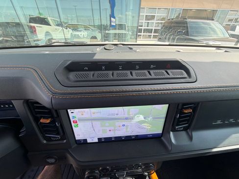 Used 2024 Ford Bronco Badlands AWD/4WD image 21