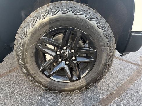 New 2026 Chevrolet Silverado 1500 Custom Trail Boss w/ Dark Appearance Package image 28