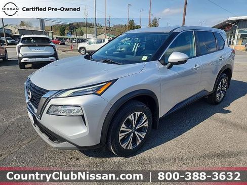 Certified 2022 Nissan Rogue SV AWD/4WD image 4