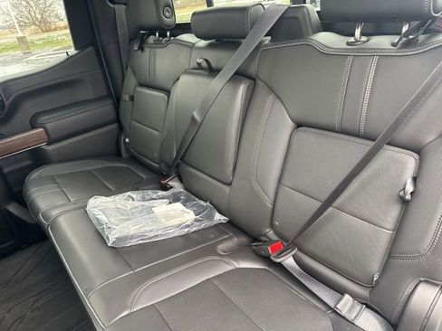 Used 2021 Chevrolet Silverado 1500 High Country w/ Technology Package image 24