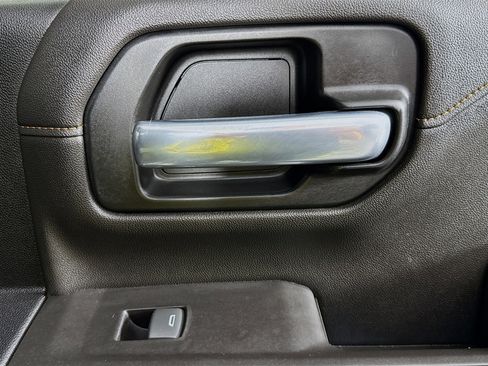 Used 2021 GMC Sierra 2500 AT4 w/ AT4 Preferred Package image 29