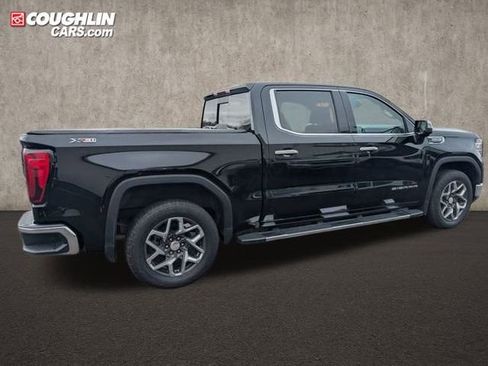 Used 2023 GMC Sierra 1500 SLT w/ SLT Premium Plus Package image 9