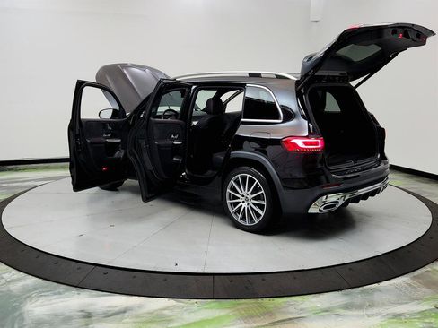 Used 2021 Mercedes-Benz GLB 250 GLB250 image 12