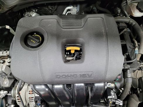 Used 2020 Kia Forte LXS FWD image 30