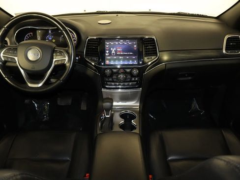 Used 2020 Jeep Grand Cherokee Limited AWD/4WD image 13