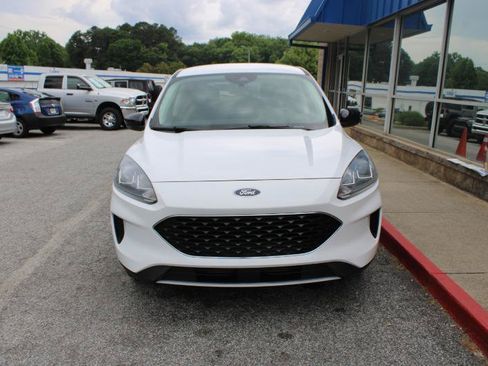 Used 2022 Ford Escape SE AWD/4WD image 2
