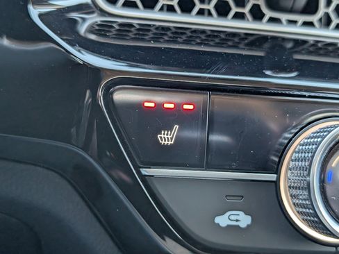 Used 2022 Honda Civic Touring image 19