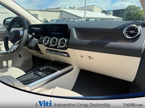 Used 2026 Mercedes-Benz GLA 250 4MATIC image 30