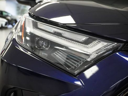 Used 2023 Toyota RAV4 XSE AWD/4WD image 27