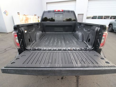 Used 2018 GMC Sierra 1500 SLT w/ Texas SLT Premium Package image 32