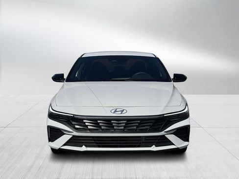 New 2026 Hyundai Elantra Sport image 12