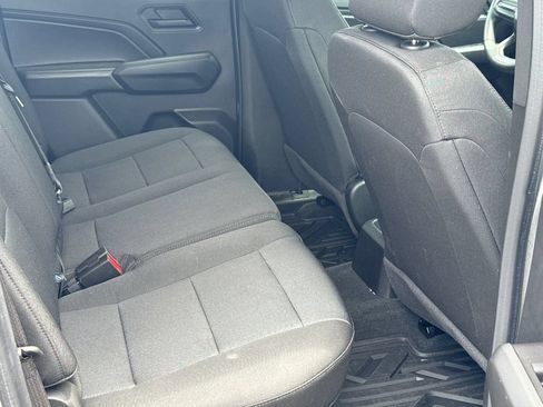 Used 2024 Chevrolet Colorado W/T RWD image 15
