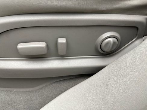 Used 2014 Buick Enclave Leather w/ Trailering Provision Package image 12