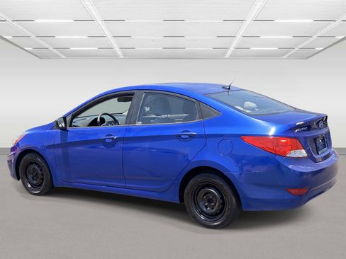 Used 2013 Hyundai Accent GLS FWD image 31