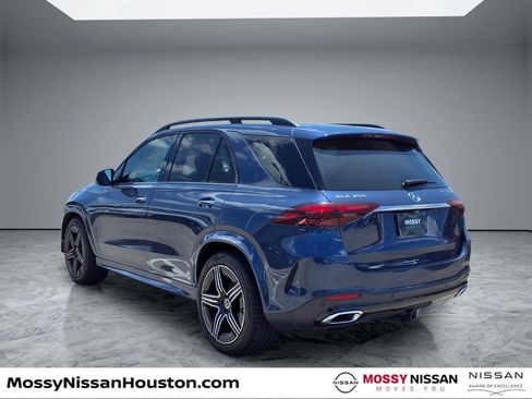 Used 2024 Mercedes-Benz GLE 350 4MATIC image 2