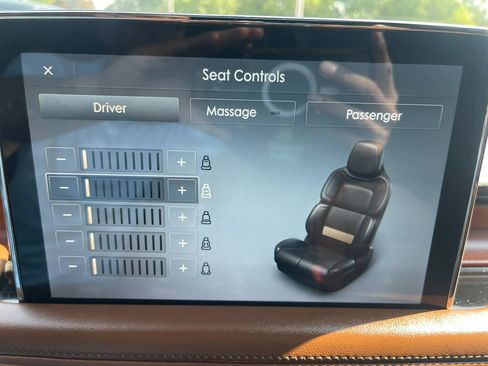 Used 2020 Lincoln Aviator Reserve w/ Equipment Group 202A AWD/4WD image 7