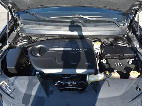 Used 2021 Jeep Cherokee Limited w/ Sun & Sound Group AWD/4WD image 54