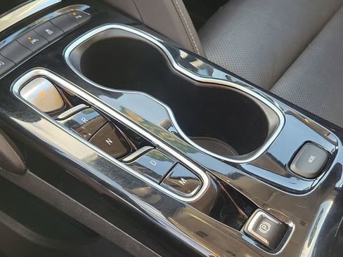 Certified 2023 Buick Envision Essence FWD image 34