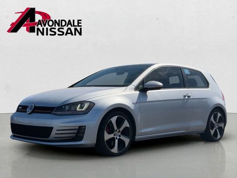 Used 2015 Volkswagen GTI SE w/ Lighting Package (SEL) FWD image 2