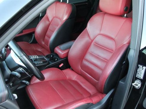 Used 2018 Porsche Macan GTS w/ Premium Package Plus AWD/4WD image 12