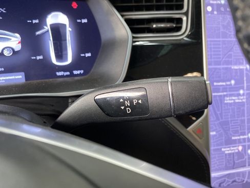 Used 2016 Tesla Model X P90D image 19