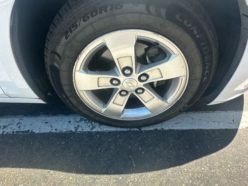 Used 2014 Chevrolet Malibu LS FWD image 10